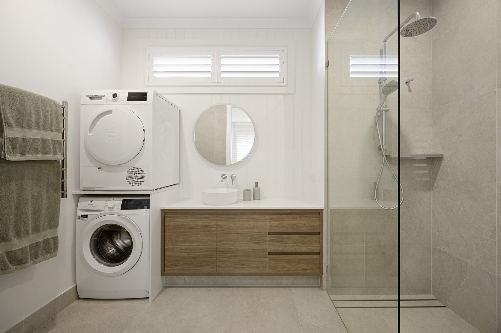 Color Cast Removal & White Balance in Real Estate Photo Editing: Fixing Mixed Lighting & Wood Reflections (2026)