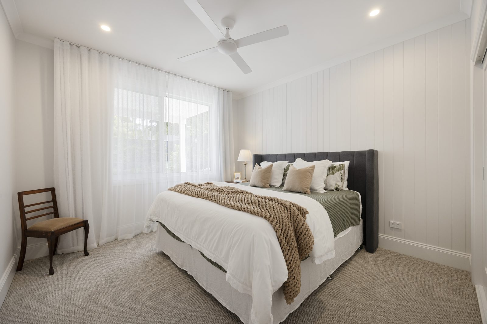 Flambient vs. HDR Real Estate Photo Editing Cost: 2026 Studio Margin & Rate Breakdown (USD, AUD, GBP)