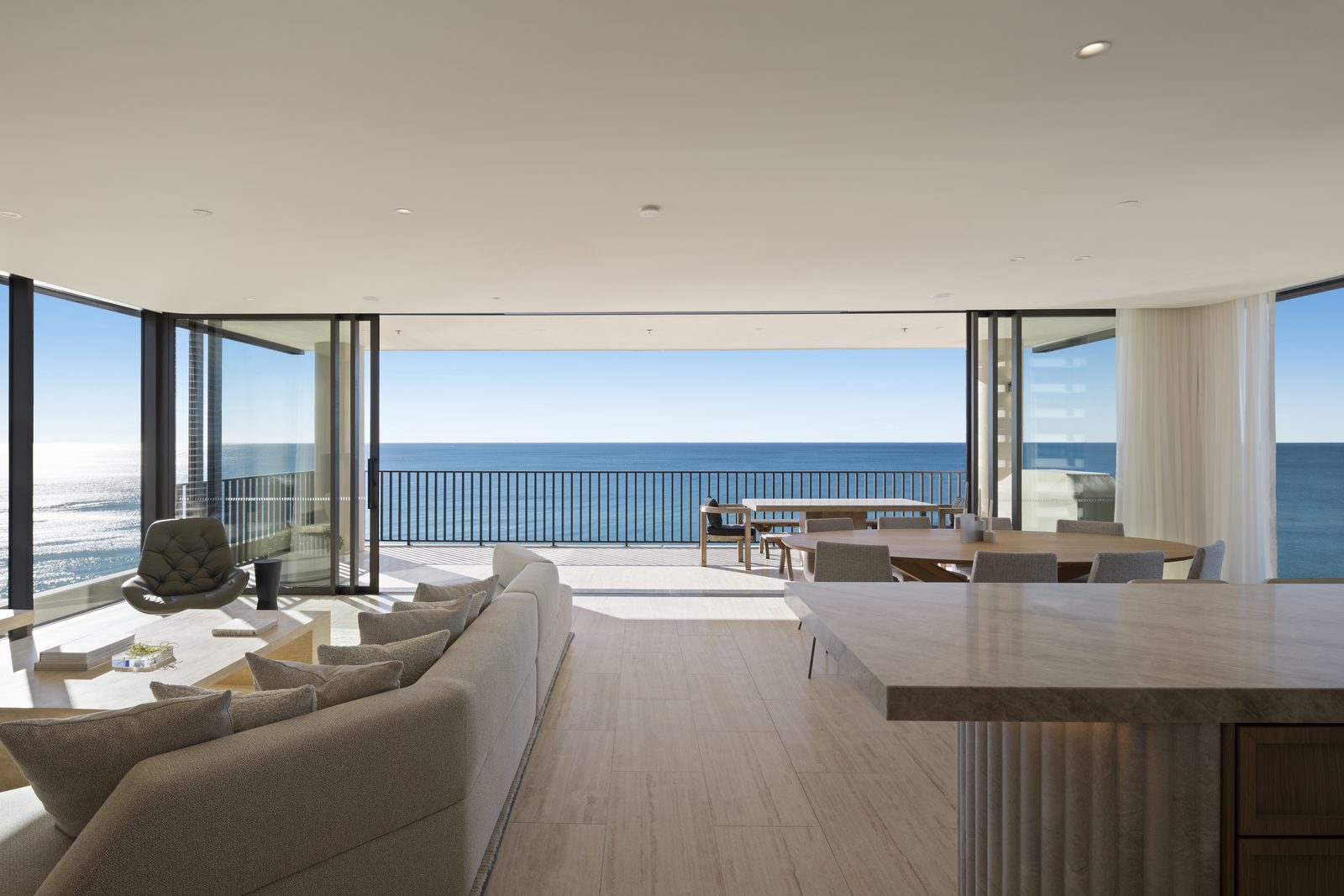 HDR Bracketing vs. Hand-Blended Flambient in Real Estate Photography: Speed, Cost & MLS Results